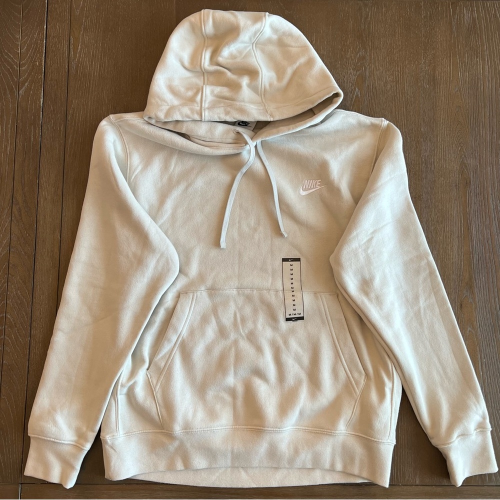 NWOT Nike Men's Club Fleece Hoodie